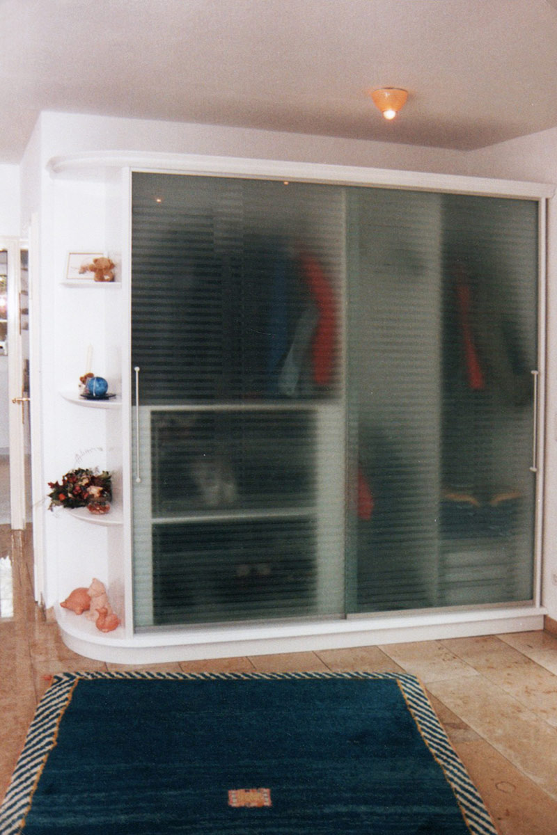 Möbelbau Kleiderschrank Schweinfurt