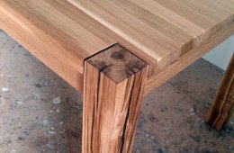 massivholztisch-mit-tischverlängerung05